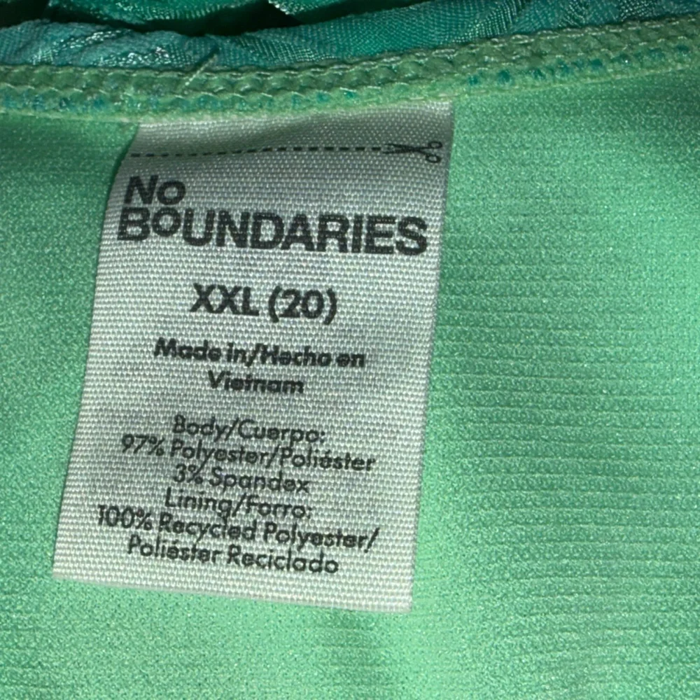 Women's‎ plus size no boundaries size 20 2X Green and Blue Pattern Swimsuit